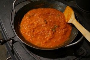 salsa di pomodoro (tomato sauce)
